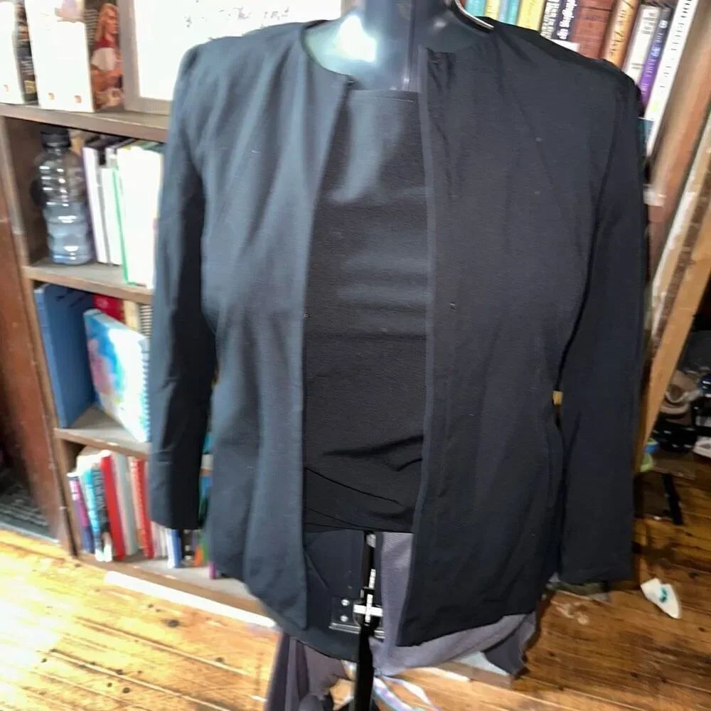 Emanuel Ungaro 4/38 business casual luxe shell & blazer